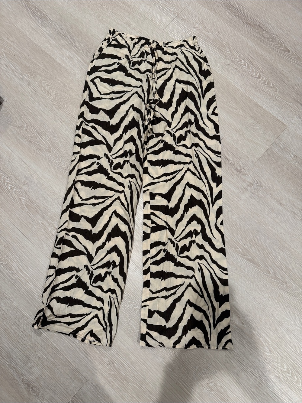 Zara Black & Cream Wide Leg Zebra Print Pants